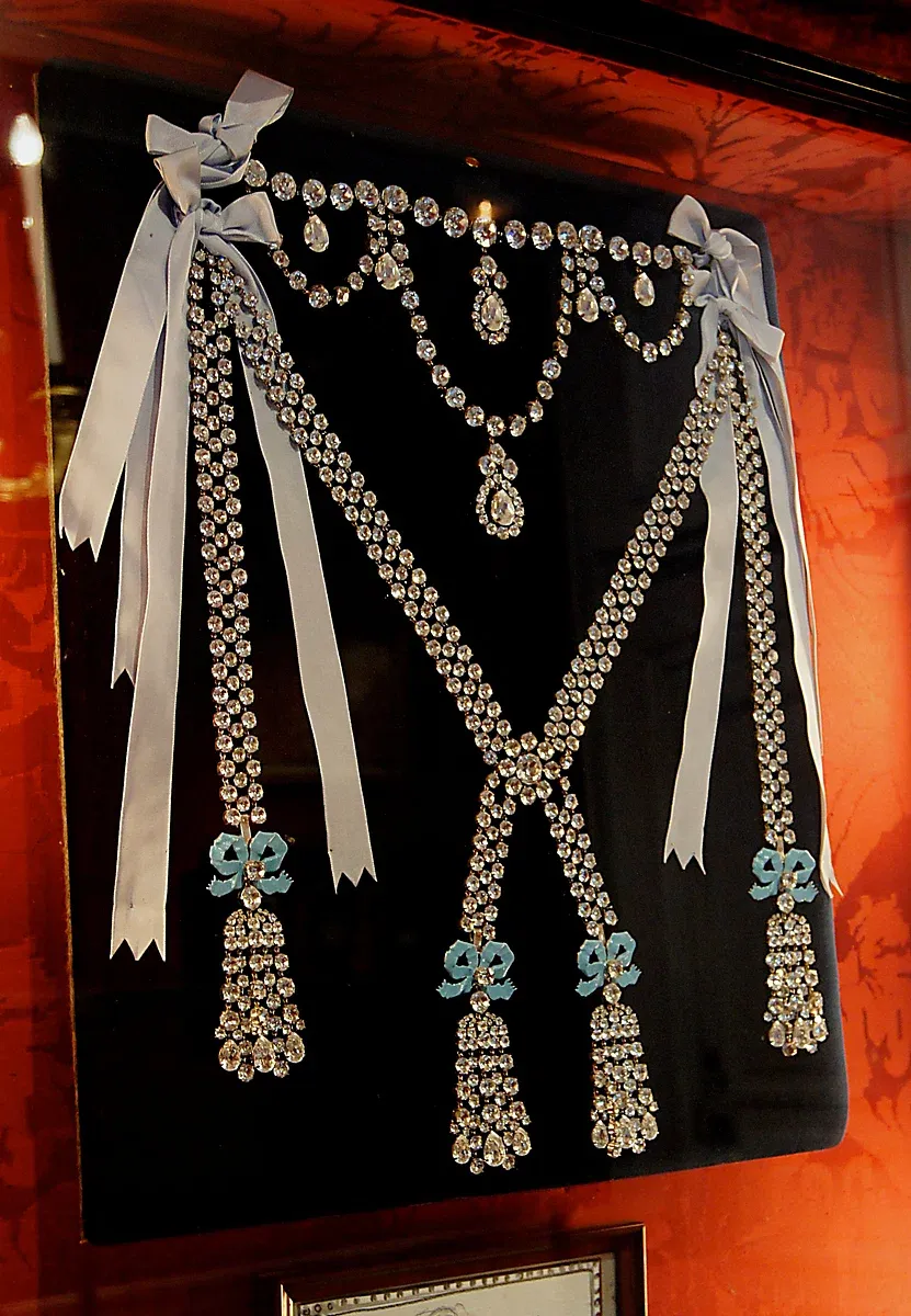 Replica of the diamond necklace